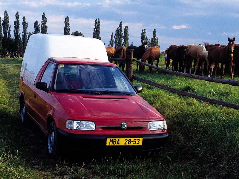 skoda_felicia_pick_up_3.jpg